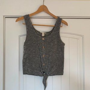 Cropped tie-waist button tank top